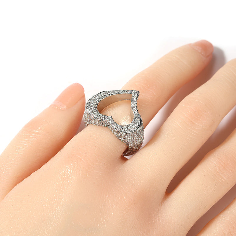 Hollow Heart Zircon Ring