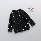 Love long-sleeved T-shir