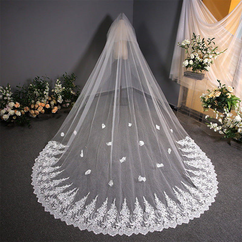 Wedding Dress Trailing Bridal Headdress